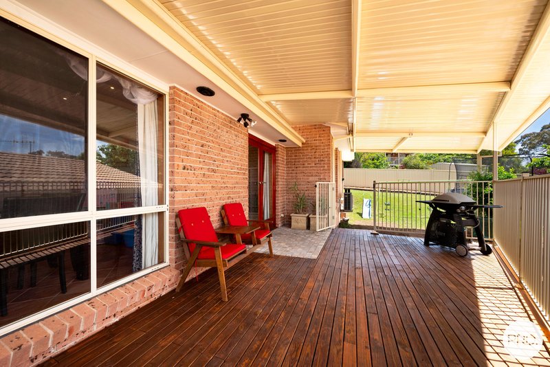 Photo - 42 Charlton Crescent, Gordon ACT 2906 - Image 2