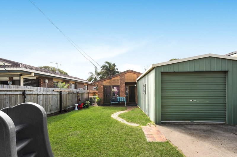 Photo - 42 Chatham Street, Margate QLD 4019 - Image 11