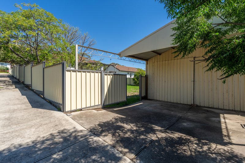 Photo - 42 Chisholm Crescent, Seymour VIC 3660 - Image 12