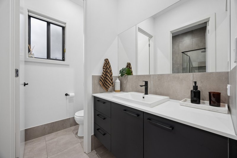 Photo - 42 Cinnamon Avenue, St Agnes SA 5097 - Image 7