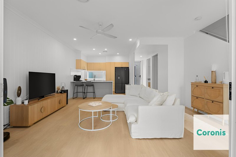 Photo - 42 Citriodora Street, Carseldine QLD 4034 - Image 2