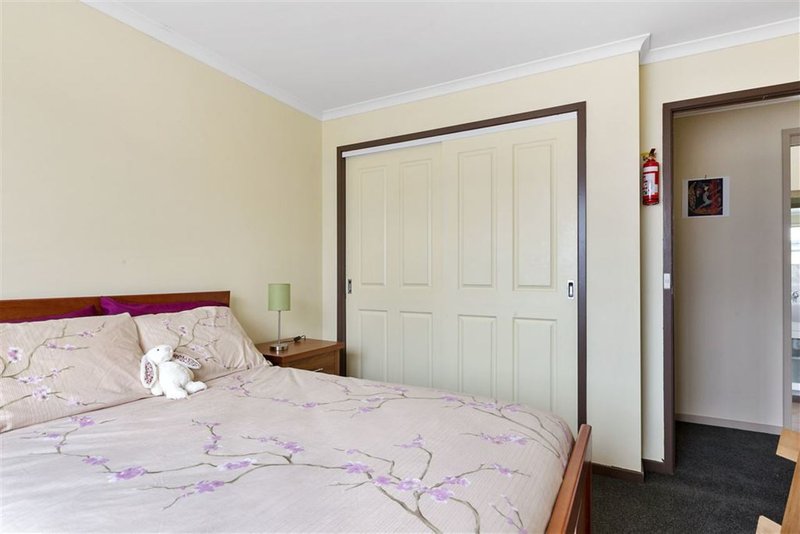 Photo - 4/2 Citrus Drive, Margate TAS 7054 - Image 9