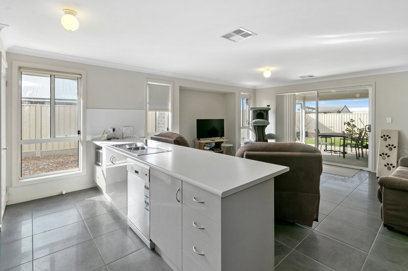 Photo - 42 Clarke Street, Wallaroo SA 5556 - Image 4