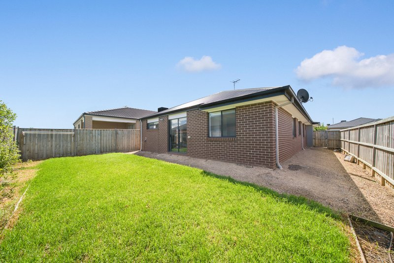 Photo - 42 Cloudburst Avenue, Wyndham Vale VIC 3024 - Image 18