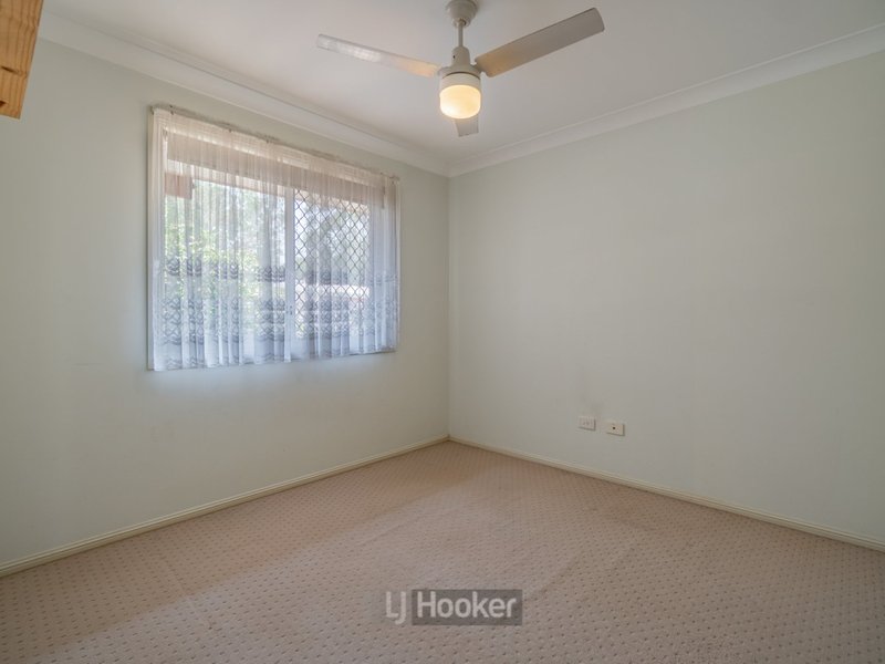 Photo - 42 Colisa Crescent, Regents Park QLD 4118 - Image 10