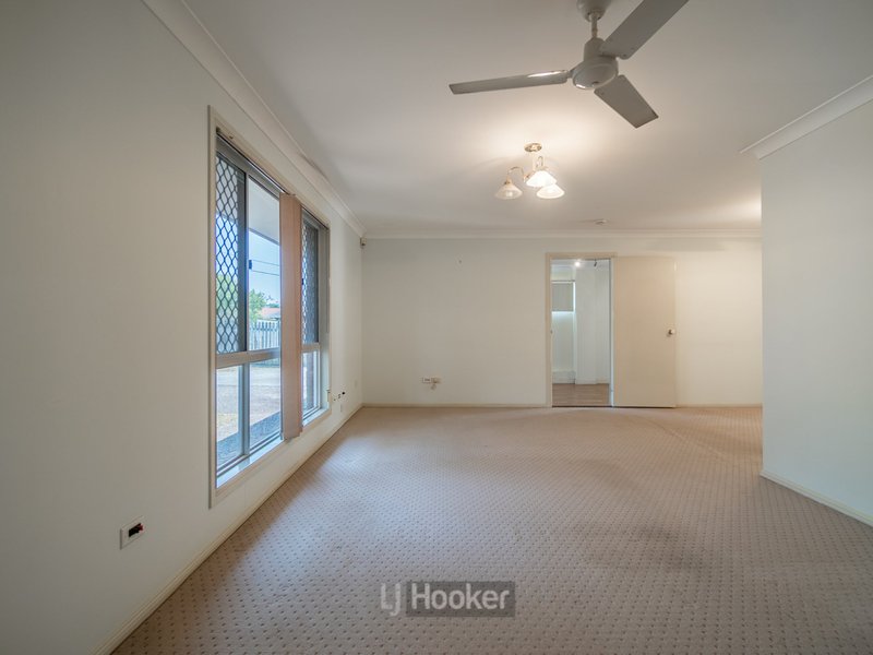 Photo - 42 Colisa Crescent, Regents Park QLD 4118 - Image 22