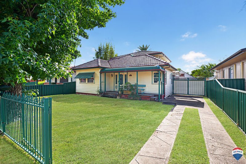 Photo - 42 College Street, Cambridge Park NSW 2747 - Image 4