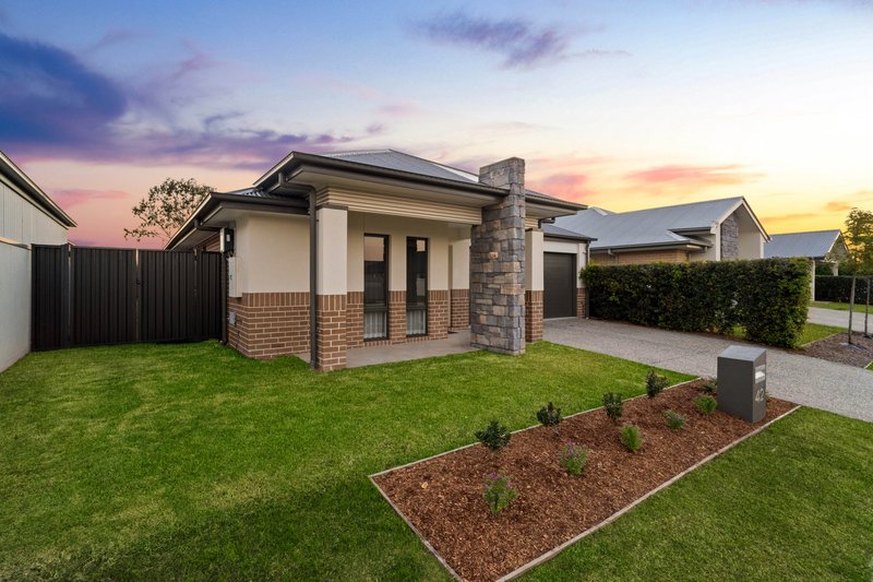 Photo - 42 Cooper Crescent, Jimboomba QLD 4280 - Image 2