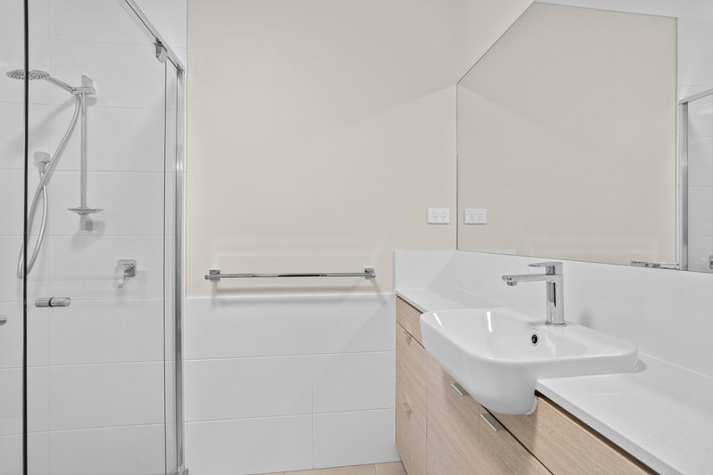 Photo - 42 Cooper Crescent, Jimboomba QLD 4280 - Image 14