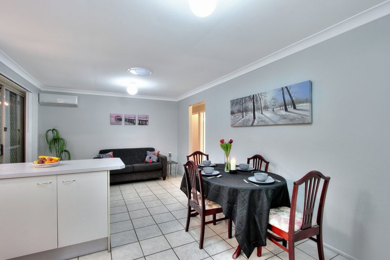 Photo - 42 Corella Place, Runcorn QLD 4113 - Image 5