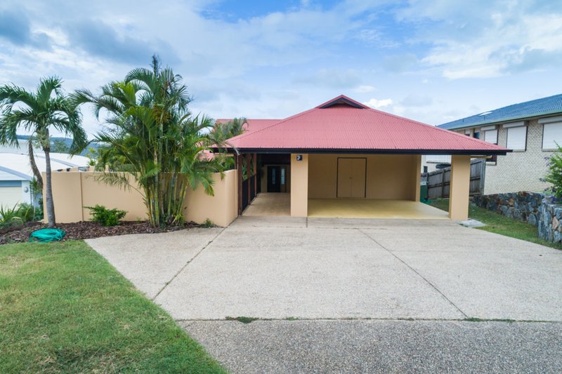 Photo - 42 Country Road, Cannonvale QLD 4802 - Image 13