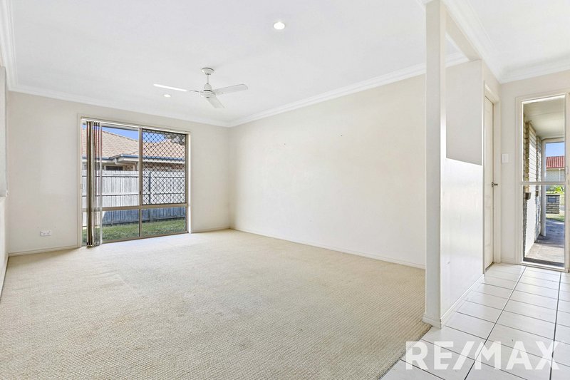 Photo - 42 Cromdale Circuit, Kawungan QLD 4655 - Image 4