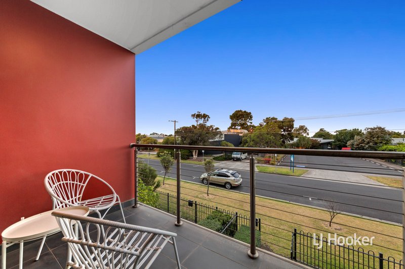 Photo - 4/2 Crown Street, Laverton VIC 3028 - Image 8