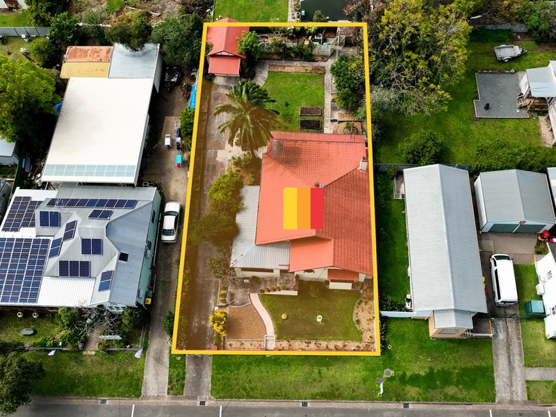 Photo - 42 Cumberland Street, Cessnock NSW 2325 - Image 2