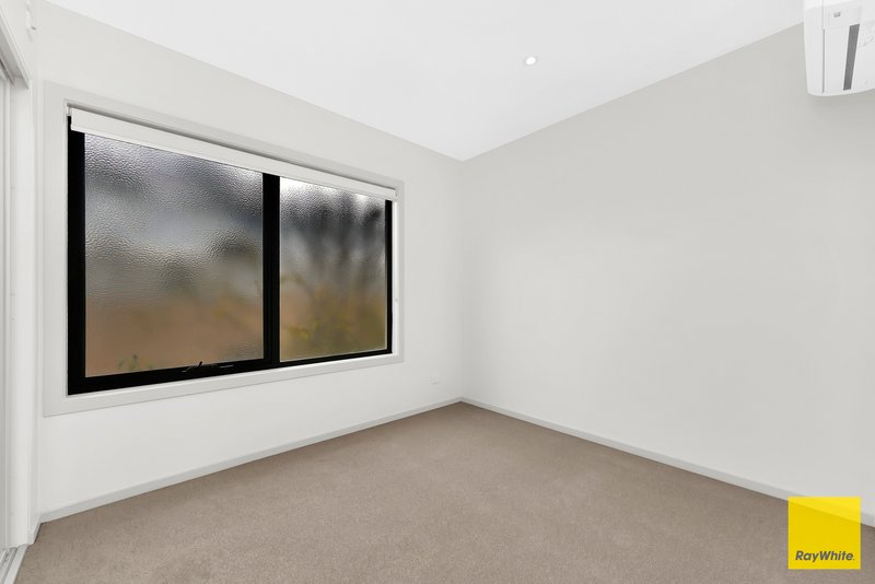 Photo - 42 Damask Way, Mernda VIC 3754 - Image 14