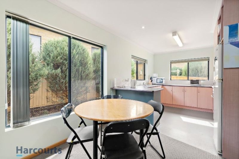 Photo - 4/2 Dana Drive, Devonport TAS 7310 - Image 5