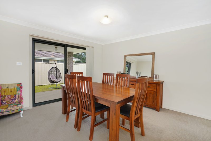 Photo - 42 De L'Isle Drive, Wyong NSW 2259 - Image 4