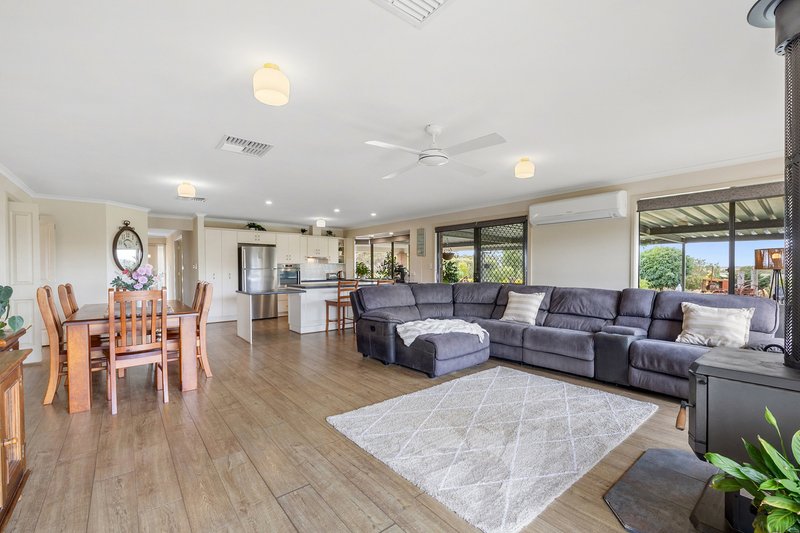 Photo - 42 Dean Jaensch Road, Murray Bridge SA 5253 - Image 6