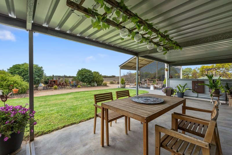 Photo - 42 Dean Jaensch Road, Murray Bridge SA 5253 - Image 24