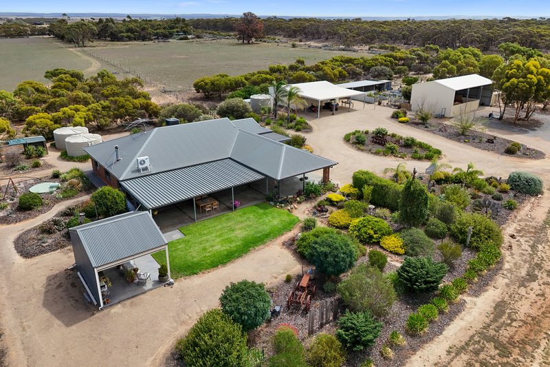 Photo - 42 Dean Jaensch Road, Murray Bridge SA 5253 - Image 25