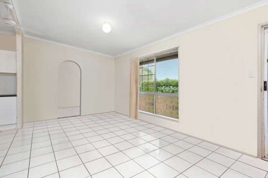 Photo - 42 Dean Street, Bray Park QLD 4500 - Image 6