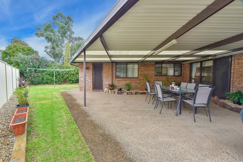 Photo - 42 Debenham Avenue, Leumeah NSW 2560 - Image 12