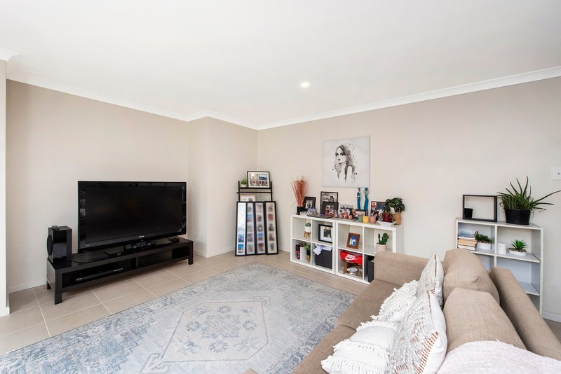 Photo - 42 Delta Road, Baldivis WA 6171 - Image 8