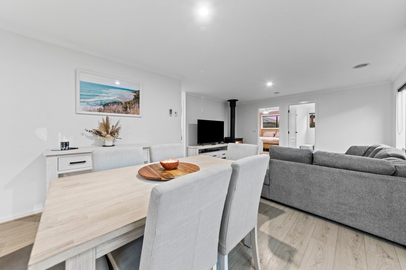 Photo - 42 Dodson Road, Officer VIC 3809 - Image 7