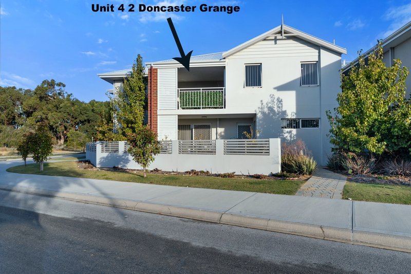 4/2 Doncaster Grange, Butler WA 6036