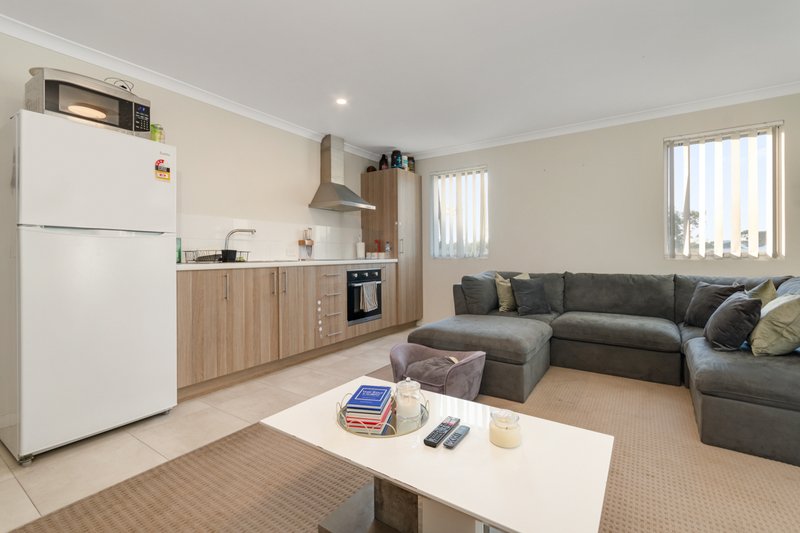 Photo - 4/2 Doncaster Grange, Butler WA 6036 - Image 2