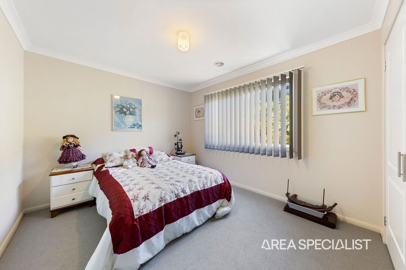 Photo - 42 Ebony Drive, Pakenham VIC 3810 - Image 19