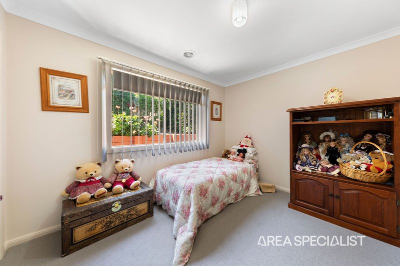 Photo - 42 Ebony Drive, Pakenham VIC 3810 - Image 20