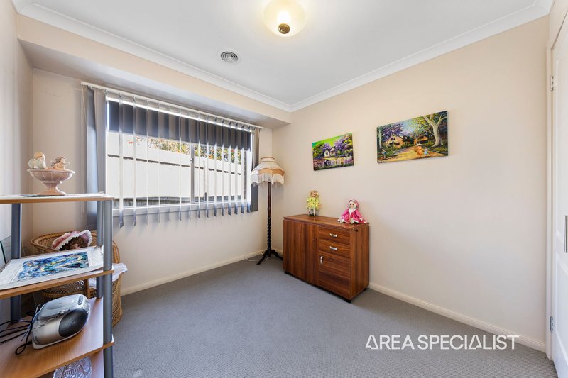 Photo - 42 Ebony Drive, Pakenham VIC 3810 - Image 21