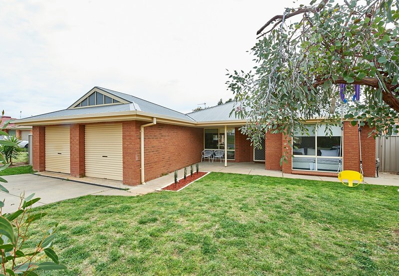 Photo - 42 Eldershaw Drive, Forest Hill NSW 2651 - Image