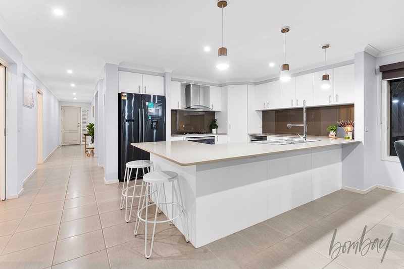 Photo - 42 Empress Avenue, Wollert VIC 3750 - Image 6