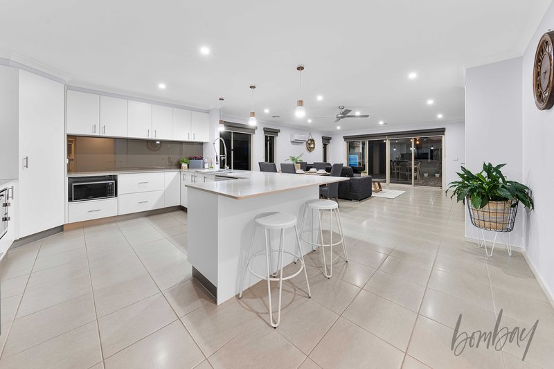 Photo - 42 Empress Avenue, Wollert VIC 3750 - Image 7