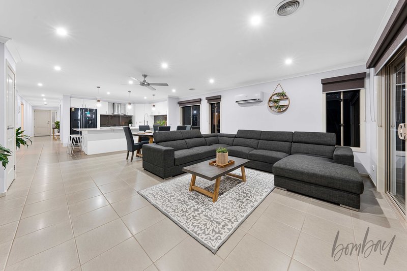 Photo - 42 Empress Avenue, Wollert VIC 3750 - Image 8