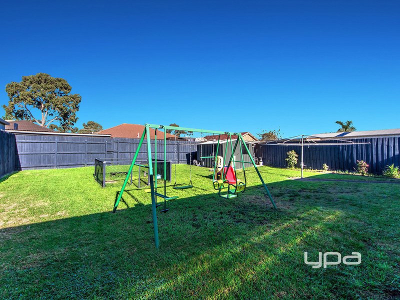 Photo - 42 Entally Drive, Albanvale VIC 3021 - Image 11