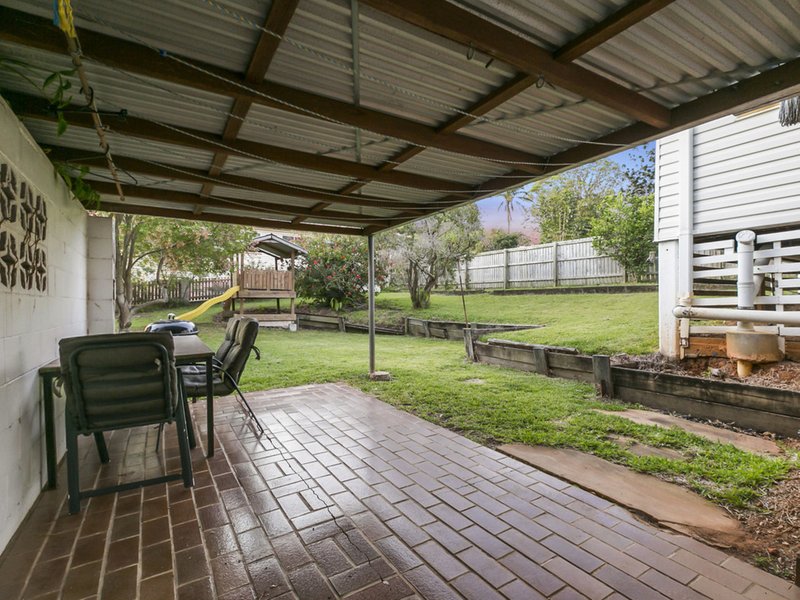 Photo - 42 Eric Road, Holland Park QLD 4121 - Image 10