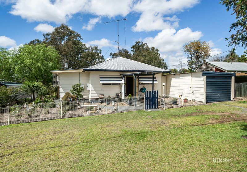 Photo - 42 Eskdale Road, Toogoolawah QLD 4313 - Image 19