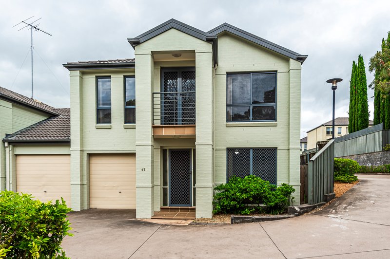 42 Eucalyptus Court, Picnic Point NSW 2213