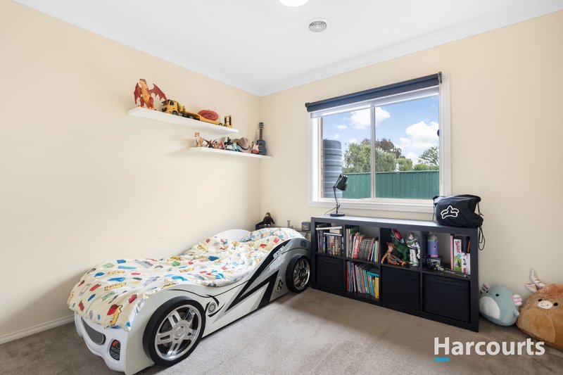 Photo - 42 Ferndown Drive, Cranbourne VIC 3977 - Image 9