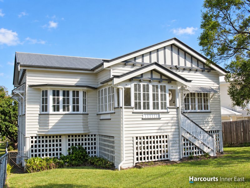 Photo - 42 Fifth Avenue, Balmoral QLD 4171 - Image 1