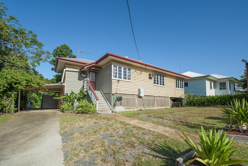 Photo - 42 Fisher Street, West Gladstone QLD 4680 - Image 1