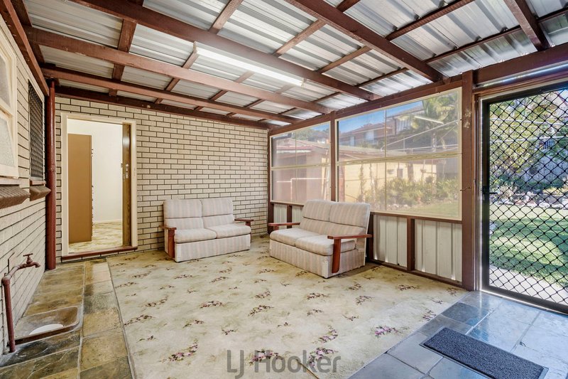 Photo - 42 Floraville Road, Belmont North NSW 2280 - Image 7