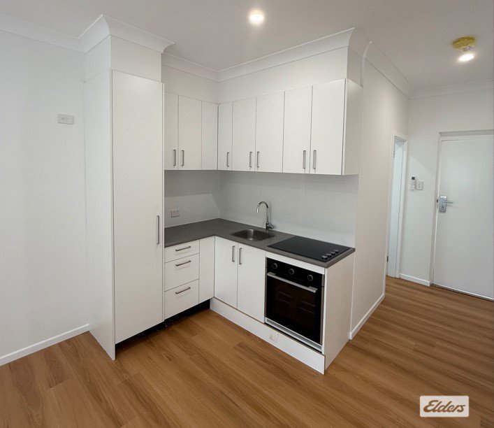 Photo - 4/2 Frances Street, Gwynneville NSW 2500 - Image 2