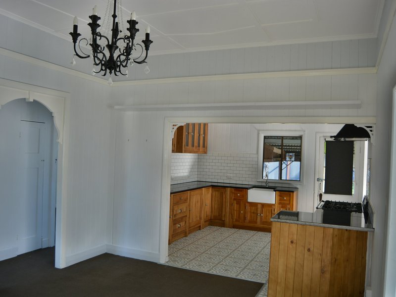 Photo - 42 Furness Cresent , Warwick QLD 4370 - Image 14