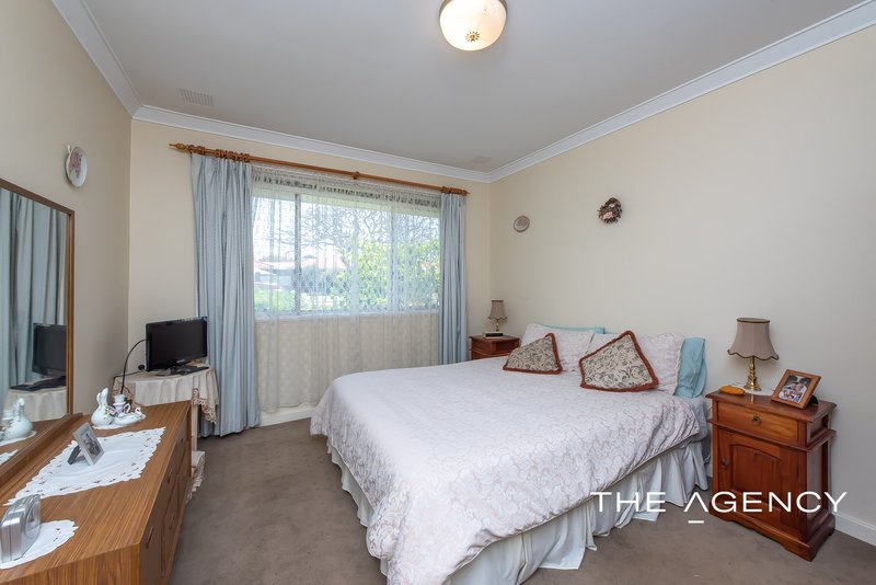 Photo - 42 Geneff Street, Innaloo WA 6018 - Image 13