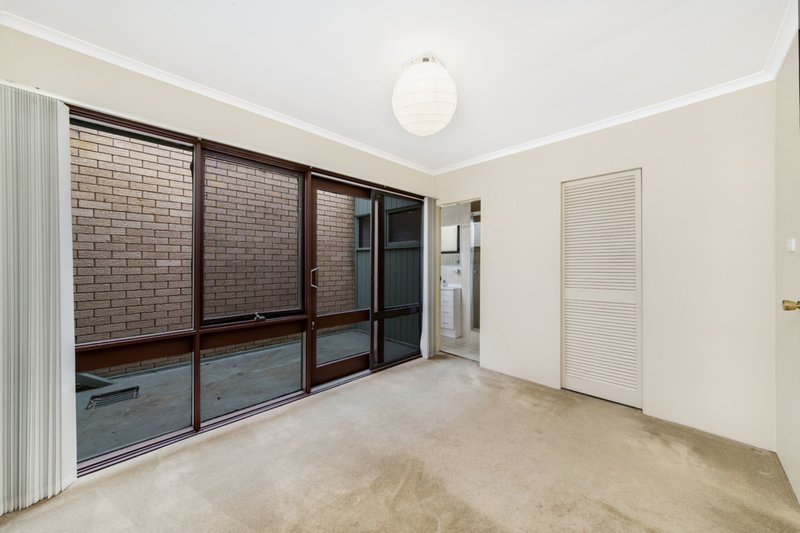 Photo - 42 Gillespie Street, Weetangera ACT 2614 - Image 11