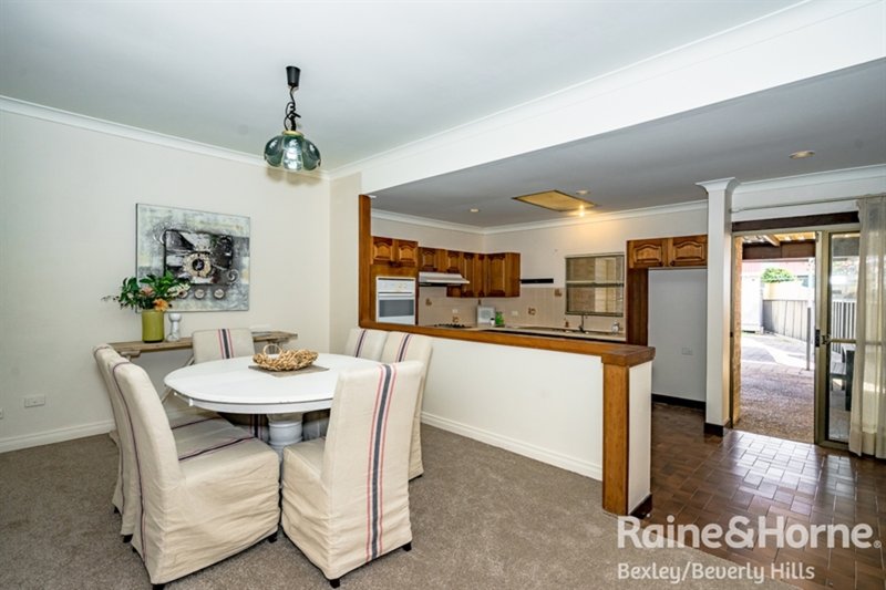 Photo - 42 Glenfarne Street, Bexley NSW 2207 - Image 3